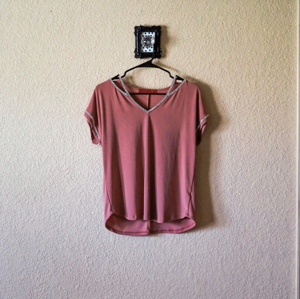 Gorgeous dress blouse